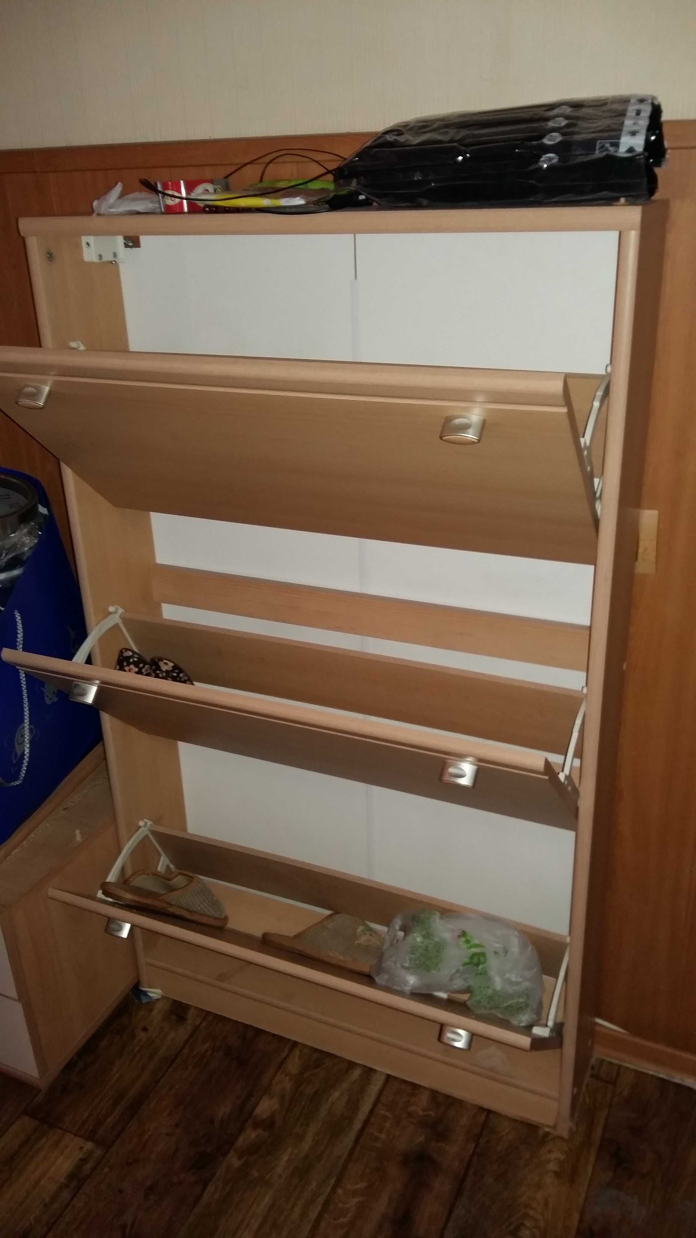 Обувница, светлая, Польша