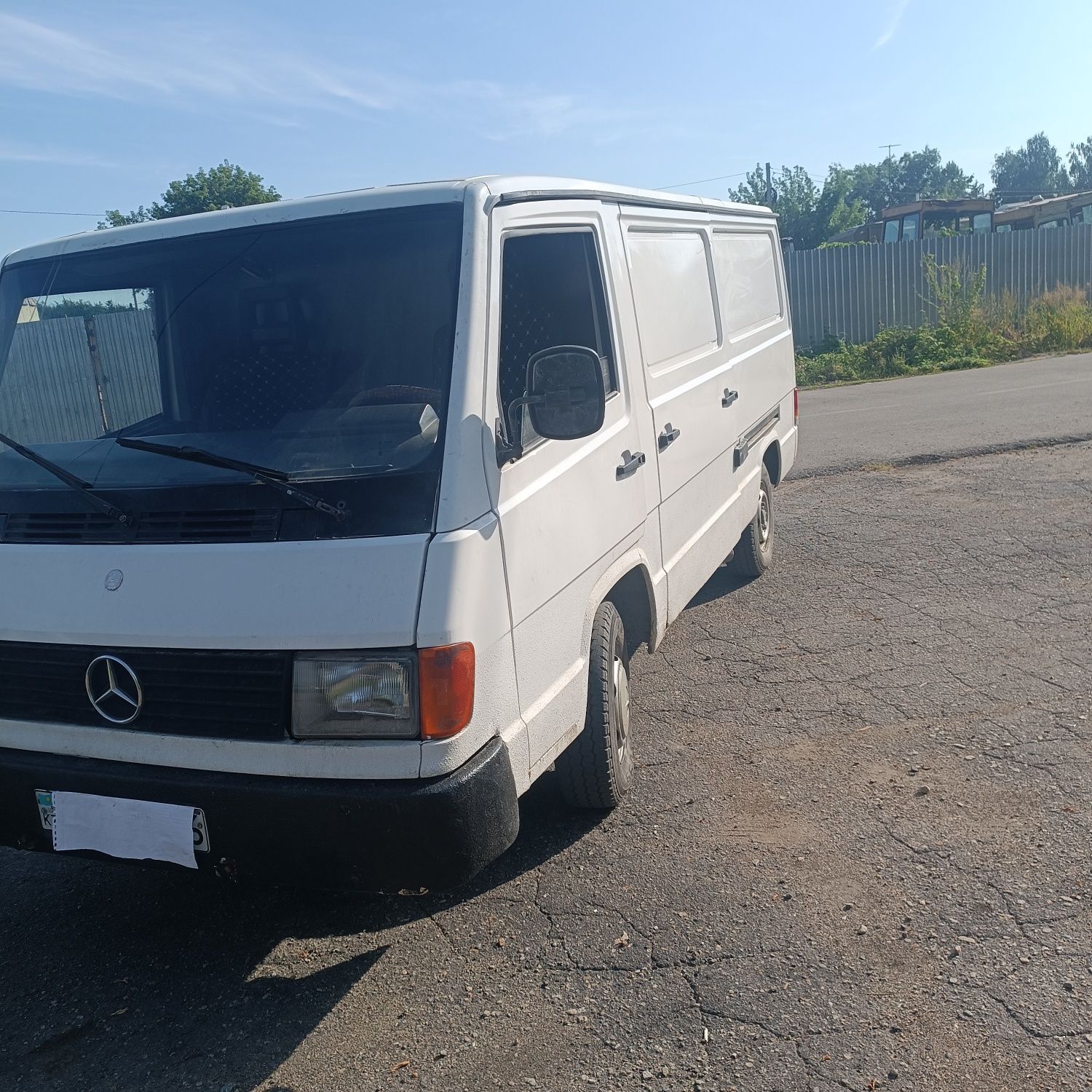 Продам Мерседес 100D