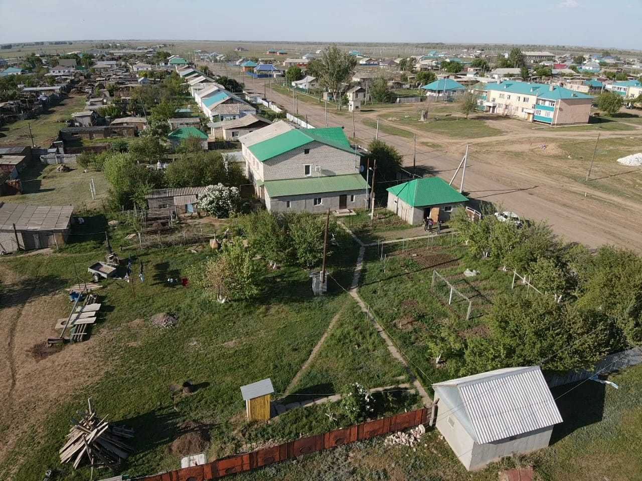 Продам дом,в живописном месте п.Акжаик ЗКО Теректинского района