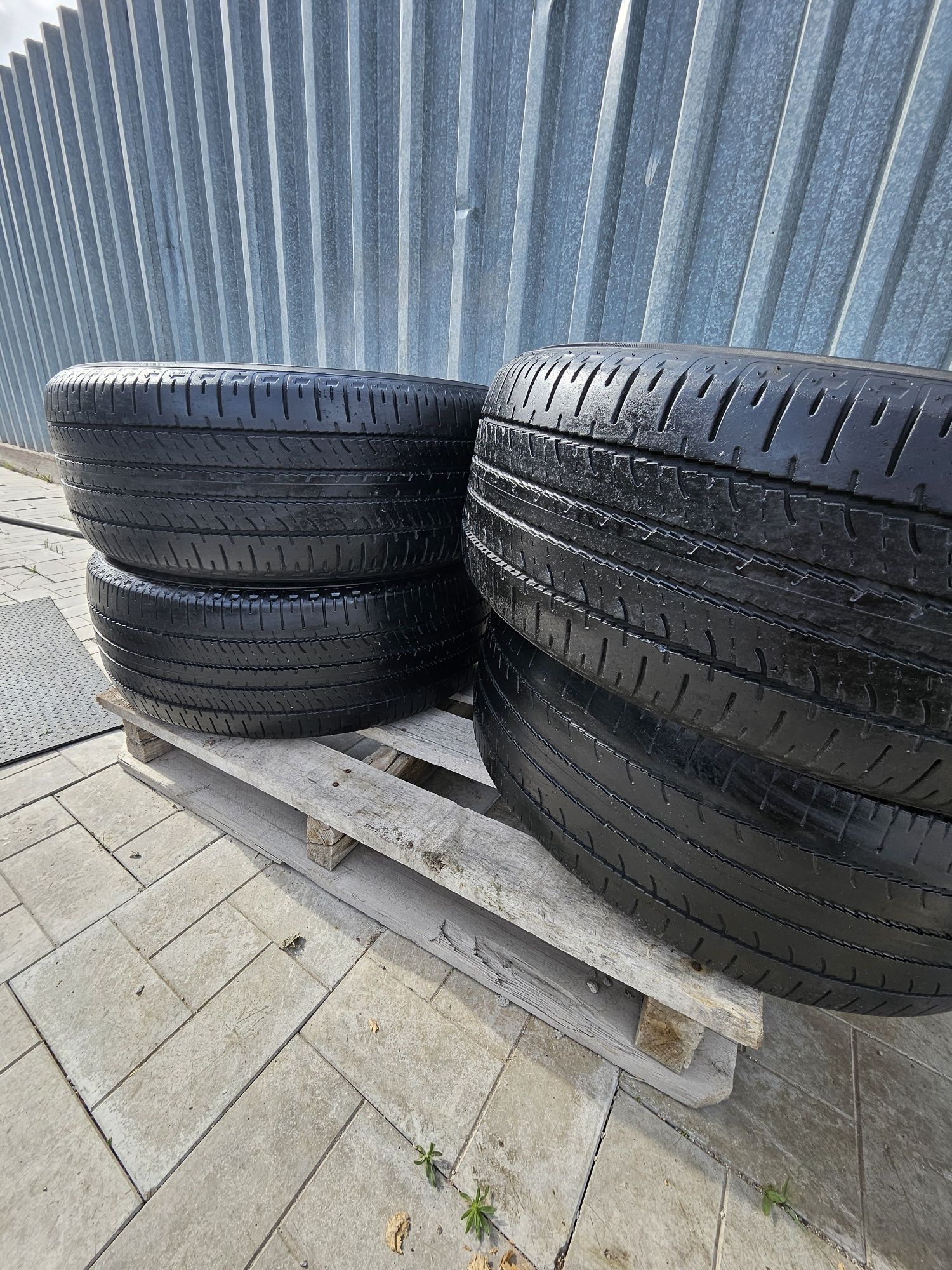 Резина R18 225/55 Ёкохама геолендер