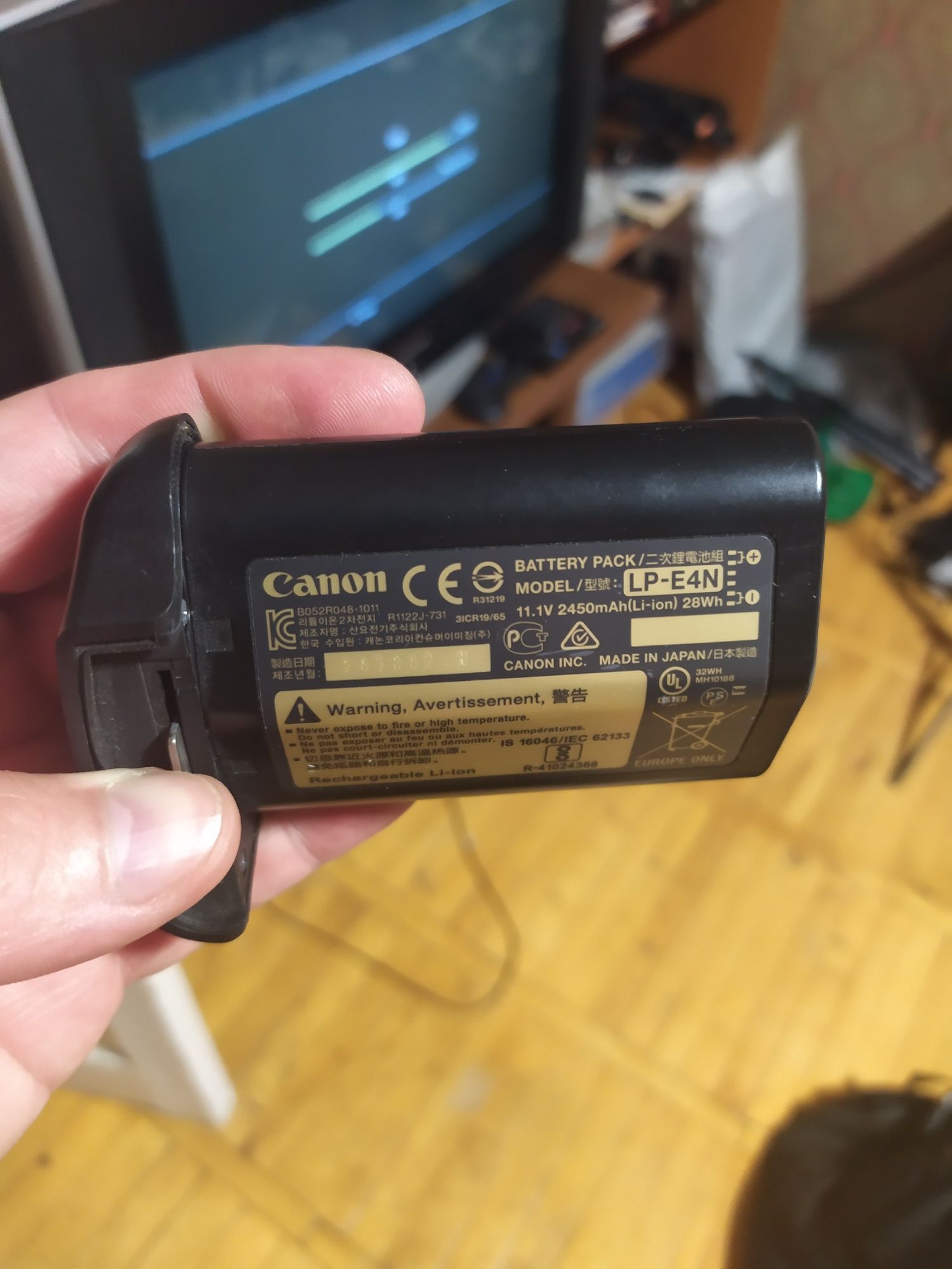 Батарея Оригинал Canon LP-E4N Новый Аккумулятор