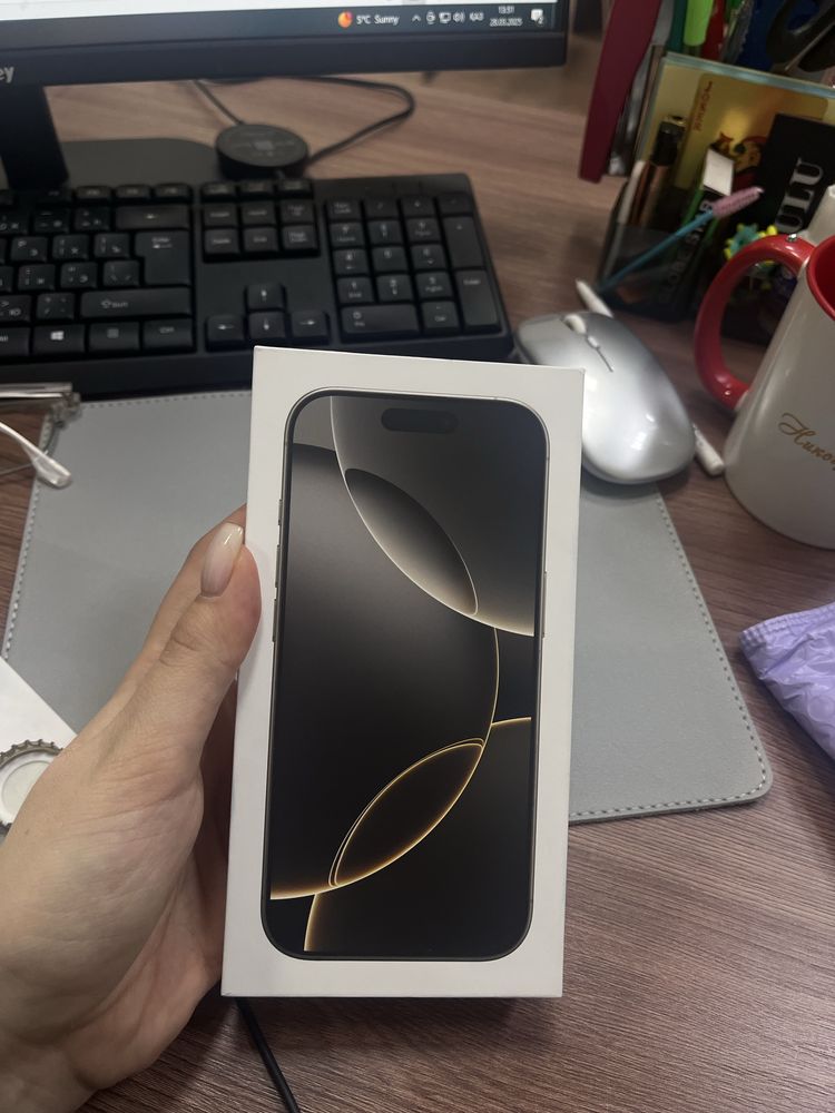 СРОЧНО ПРОДАМ Iphone 16 pro