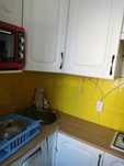 продам 2 комн квартиру в центре