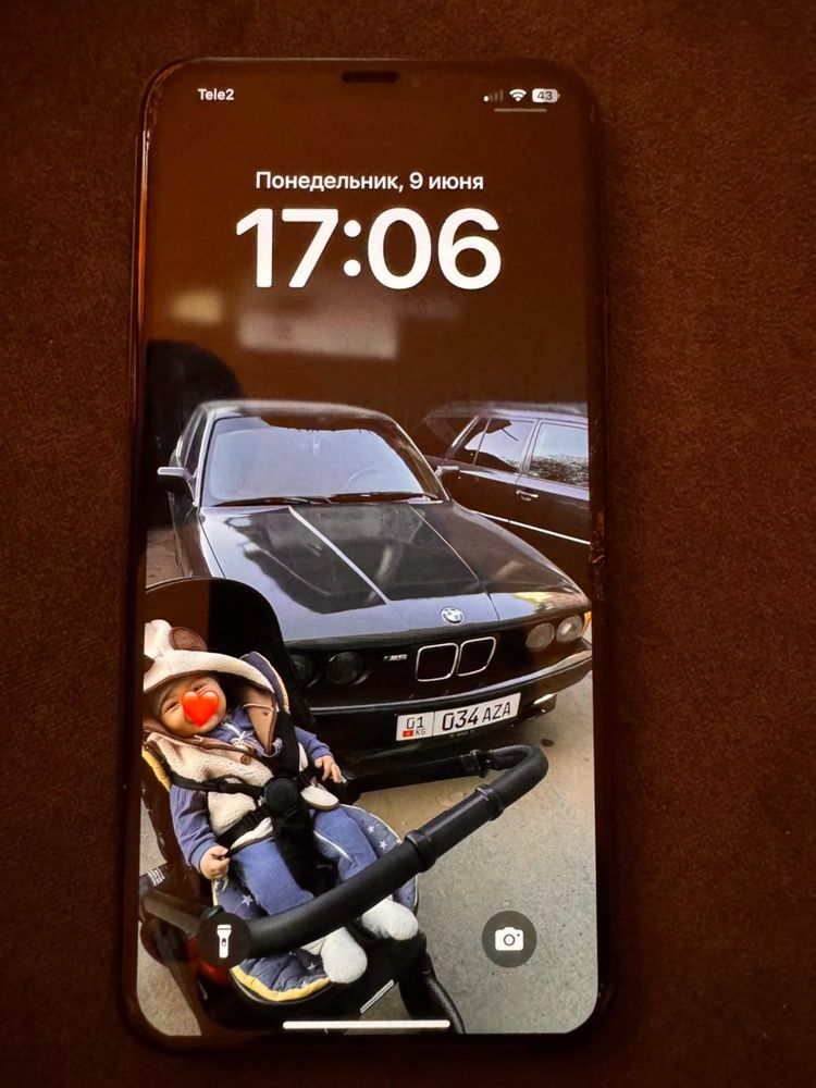 Iphone xs max.
