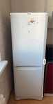 Продам холодильник INDESIT