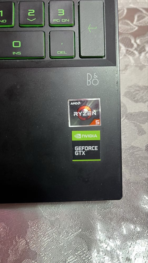 ноутбук HP AMD RYZEN 5