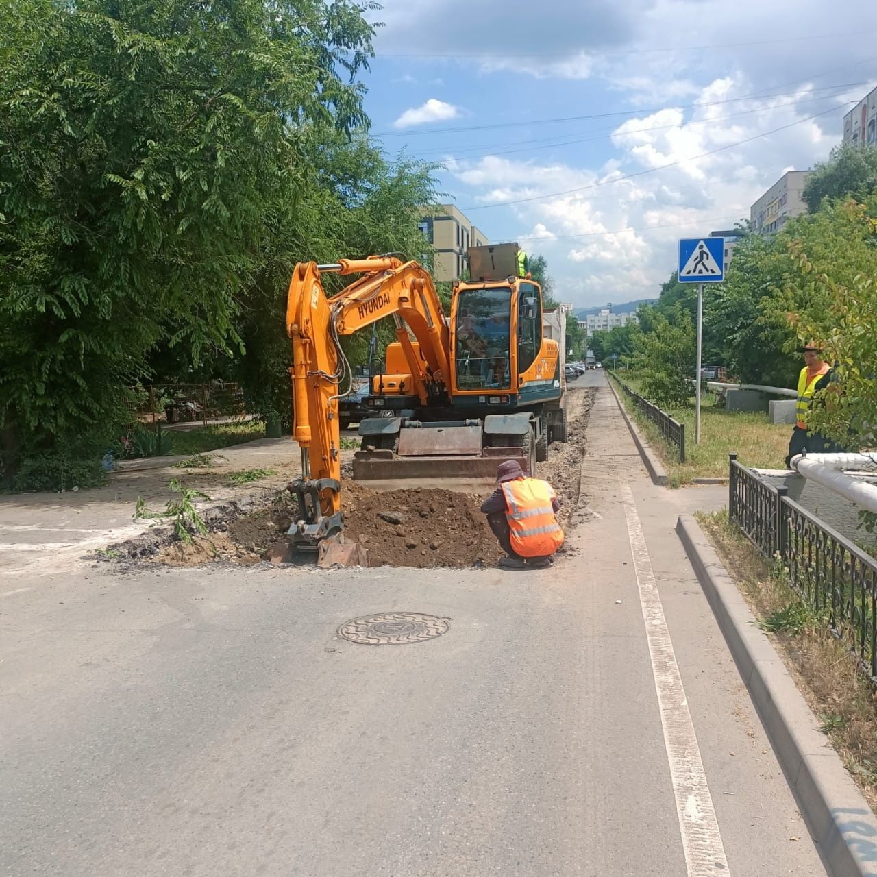Услуги экскаватора Хюндай 140 w robex