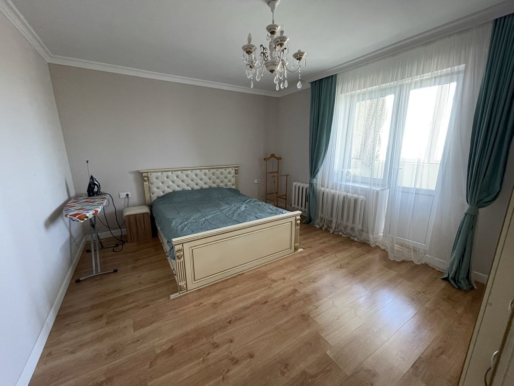 Срочно! 3-комнатная квартира, евроремонт, 93 м²