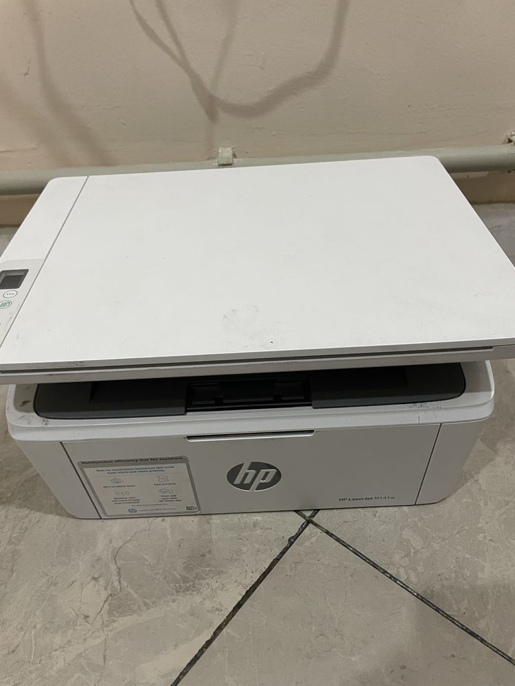 Принтер laserjet m141w HP