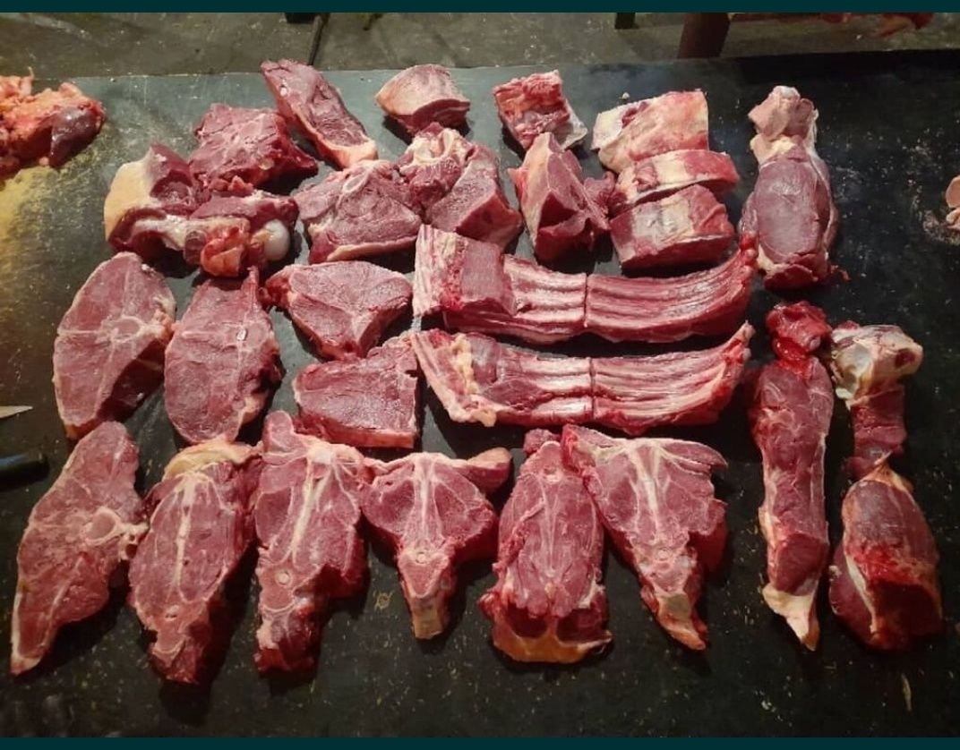 Ет бұзу, Ет бузу, Қасапшы, Касапшы, Распил мясо, Разделка мясо