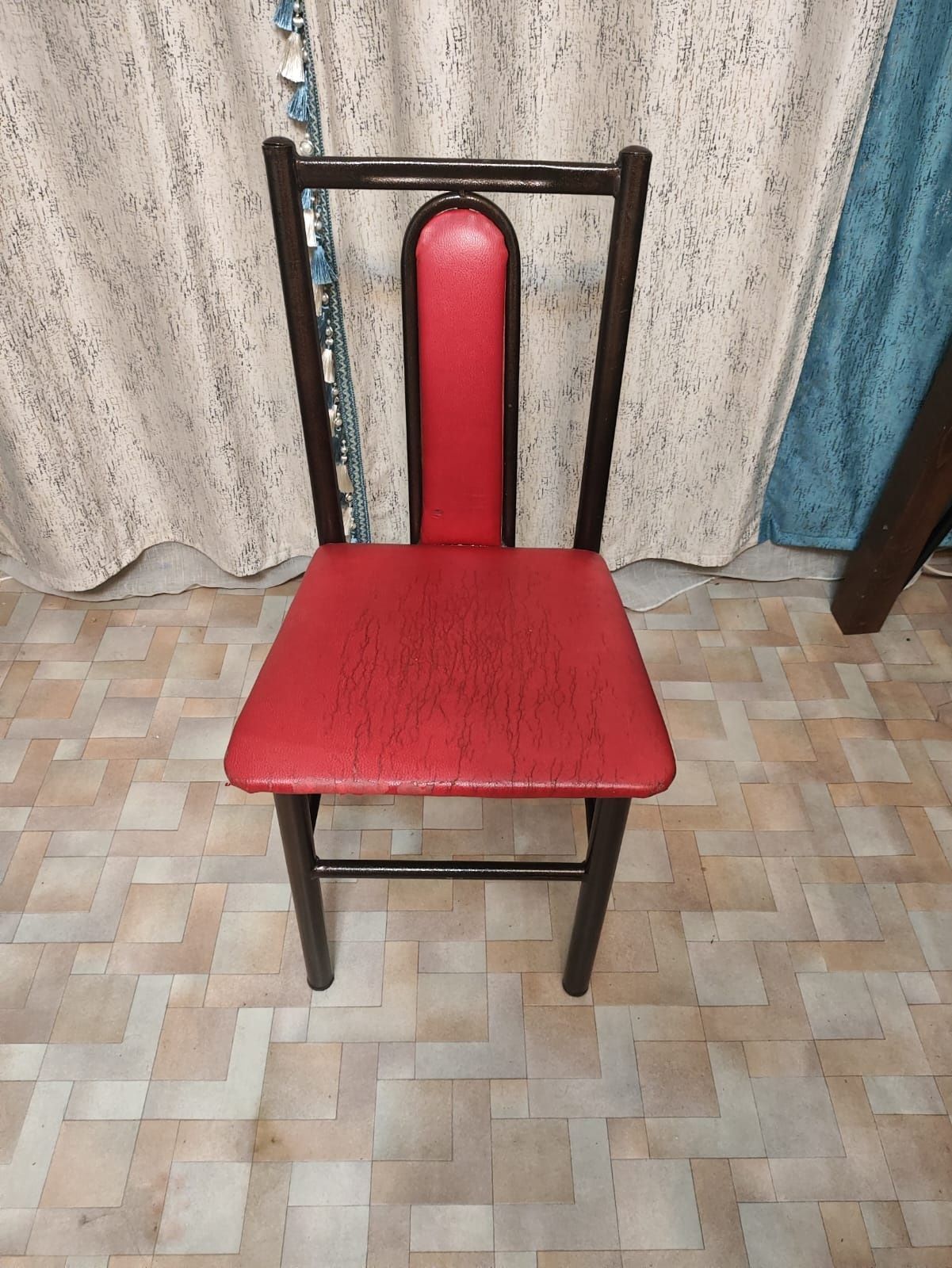 Продам стулья в хорошем качестве