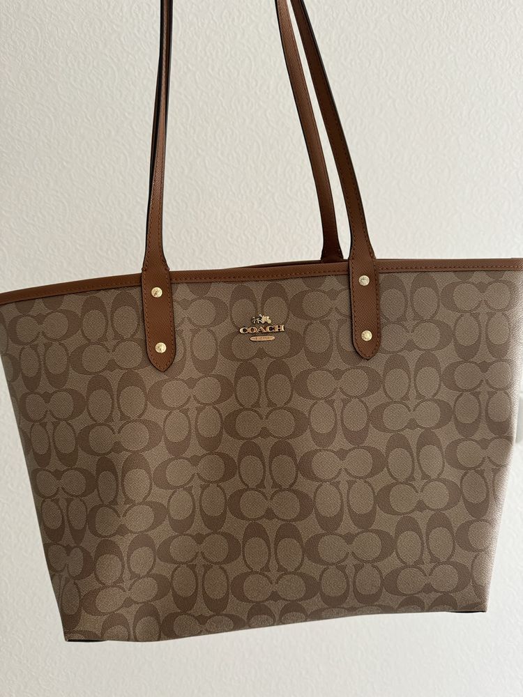 Продам сумку -тоут от Coach
