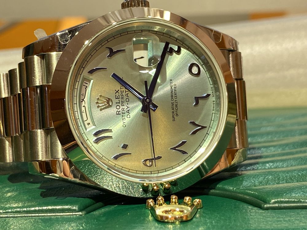Rolex с арабсками цифрами
