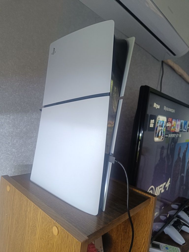 Ps 5 slim в идеальном состоянии