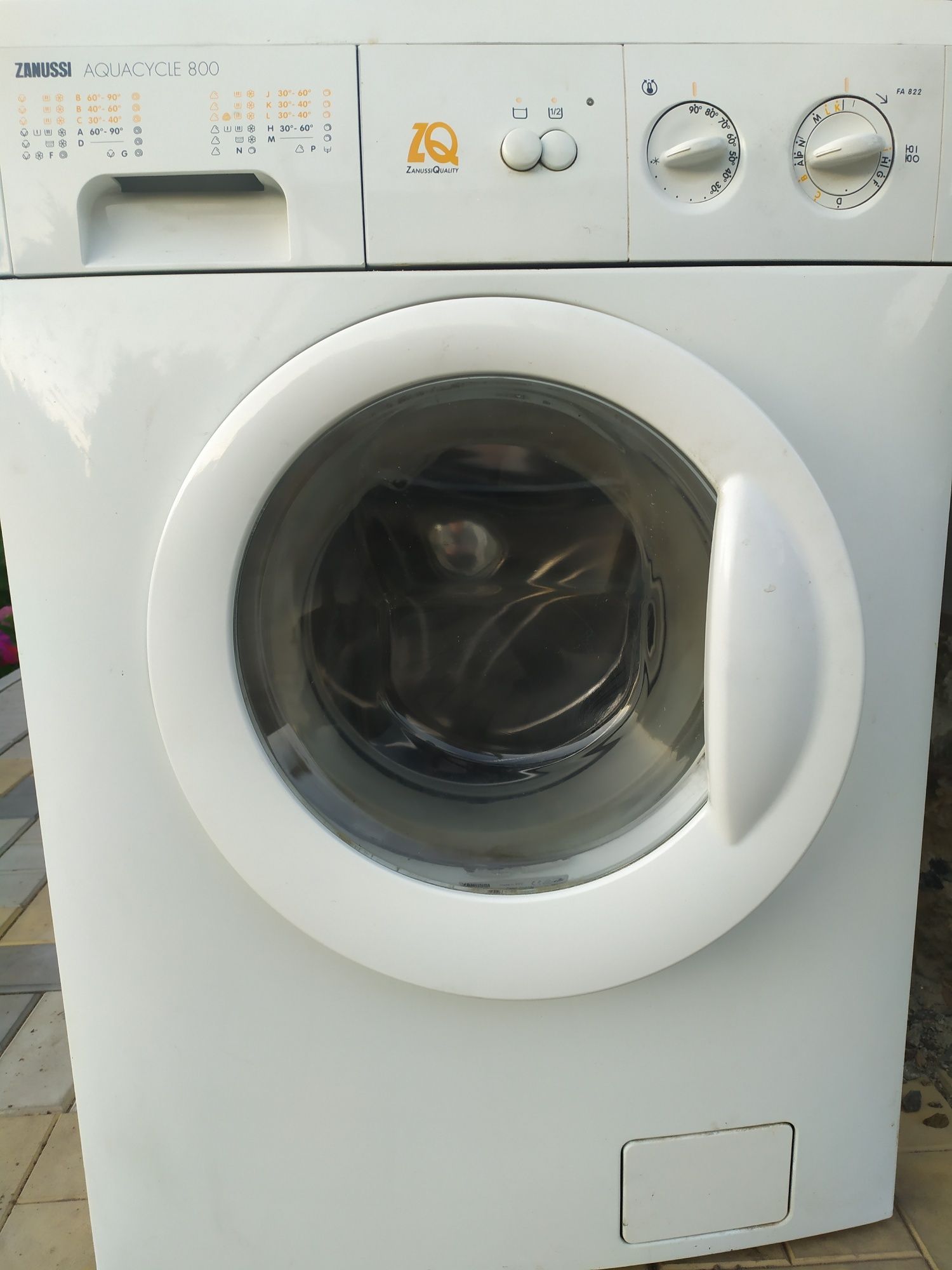 Продам стиральную машину ZANUSSI