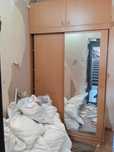 Продам шкаф с зеркалом