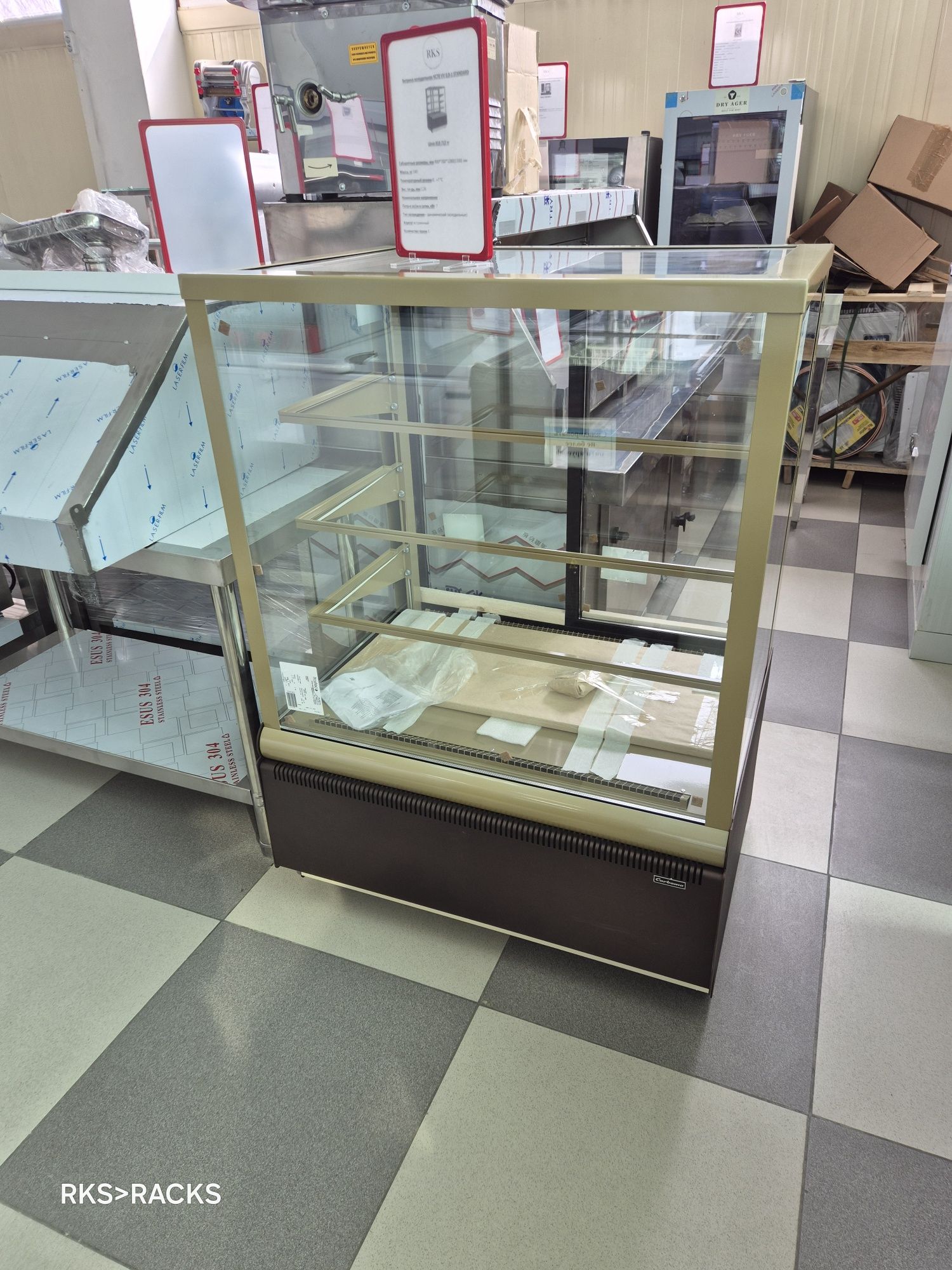 Витрина холодильная витринный холодильник мяса магазин колбас
