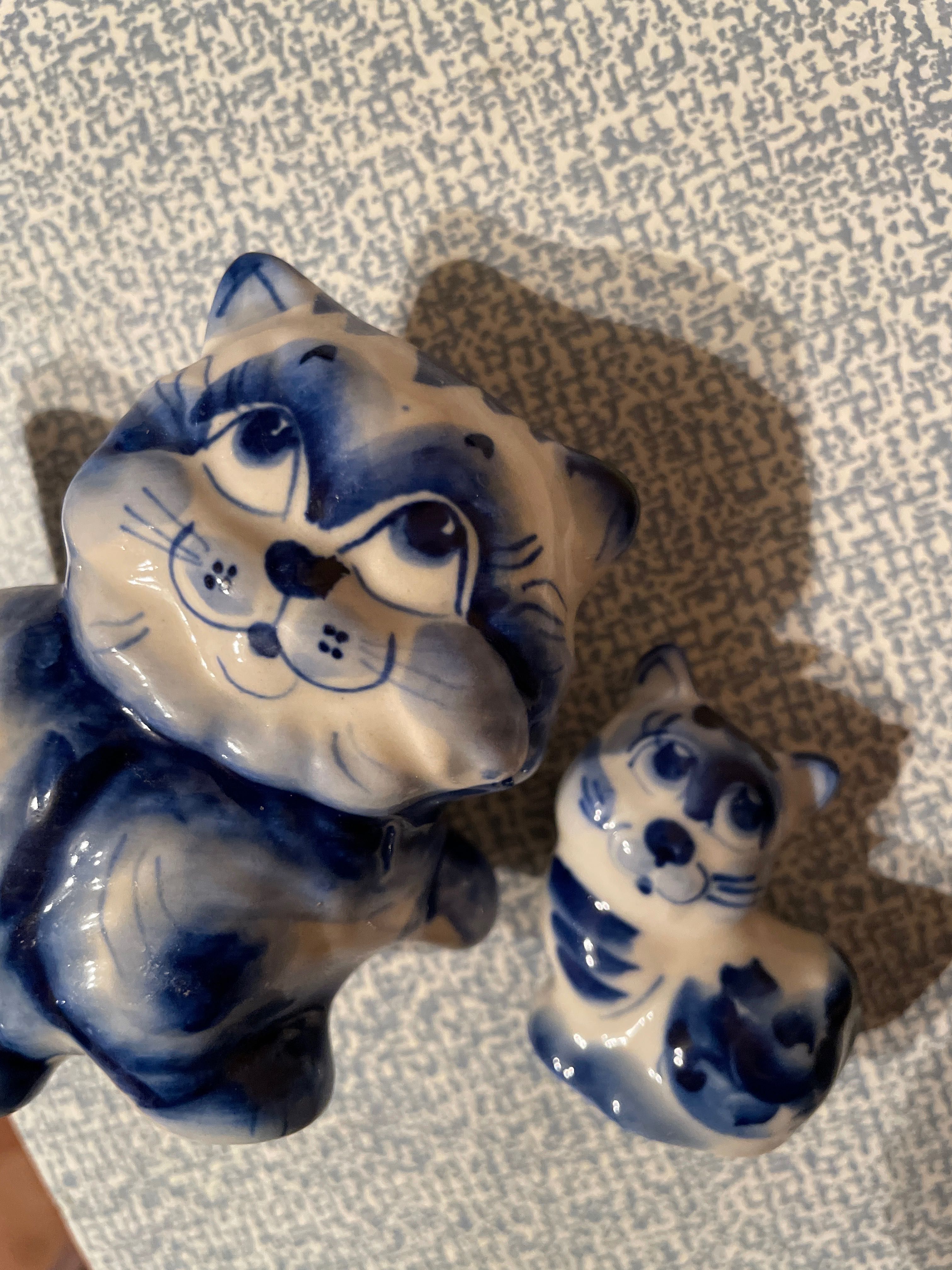 Фигурки Кошка и котенок, петух, собачка, Гжель новые