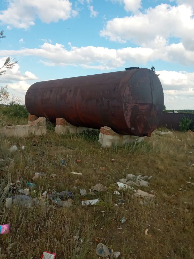 Продам емкость 55 куб 1,800