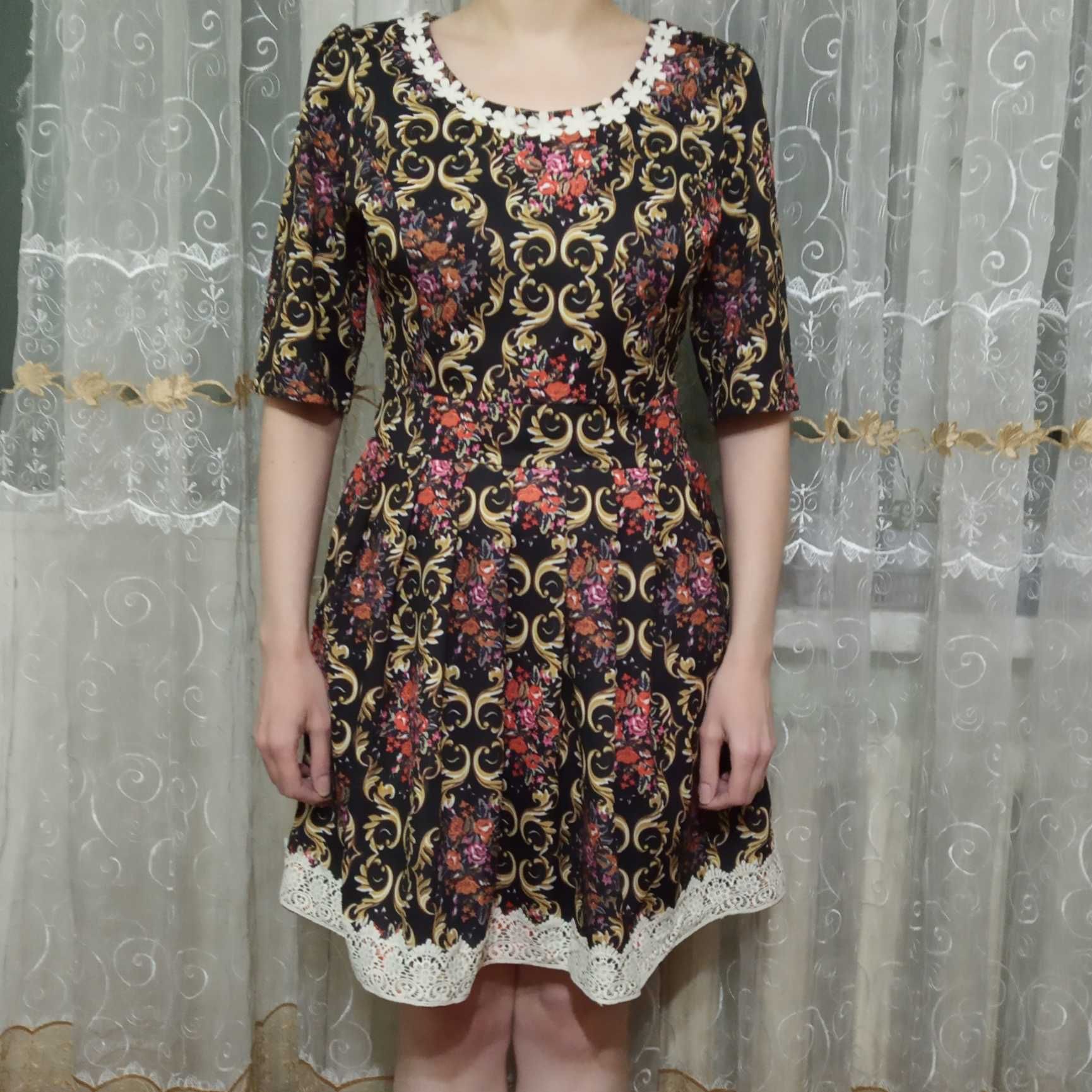 Новогодние, вечерние, коктейльные платья, 44-48 размер