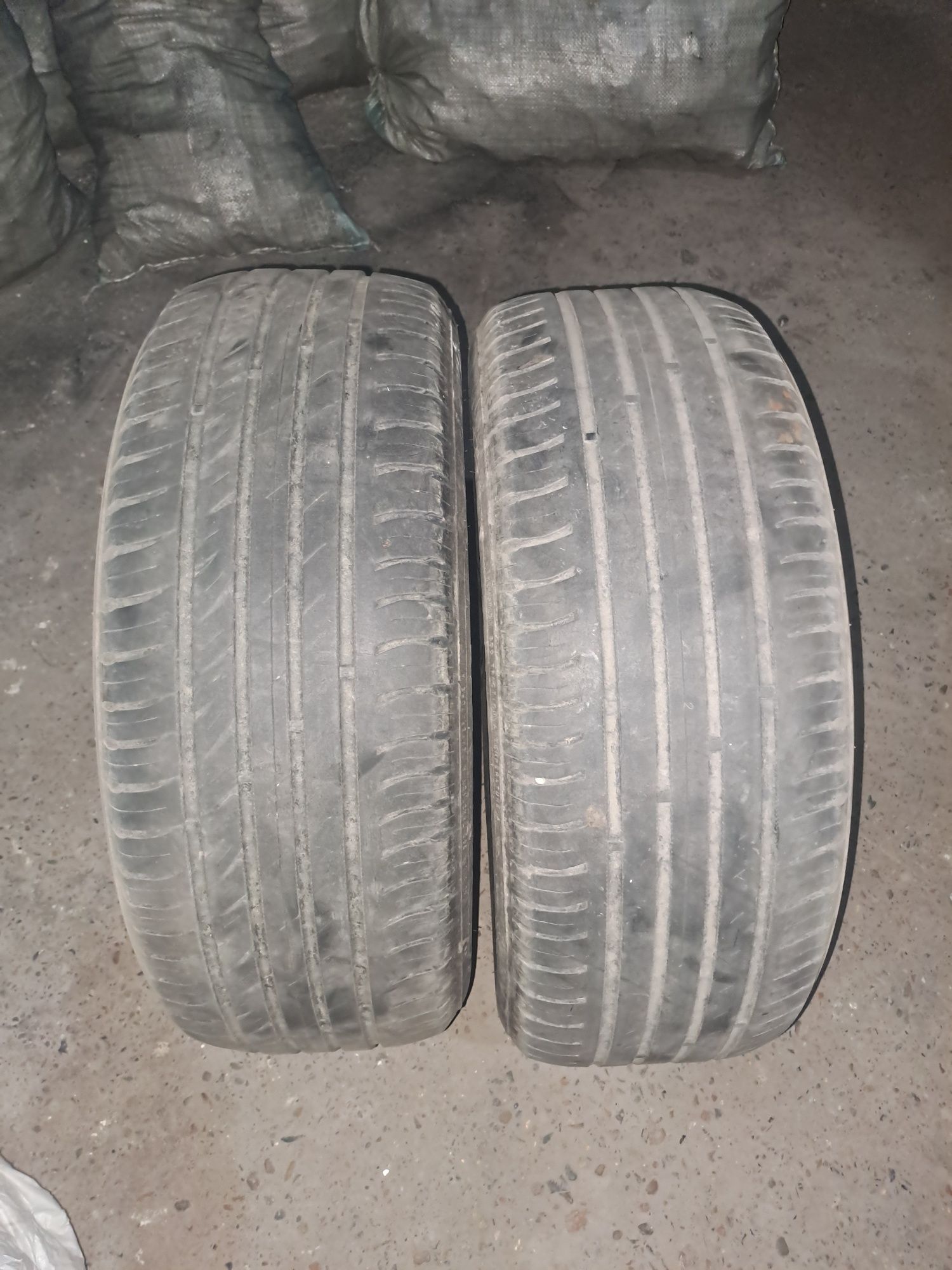 Продам 2 шины летние