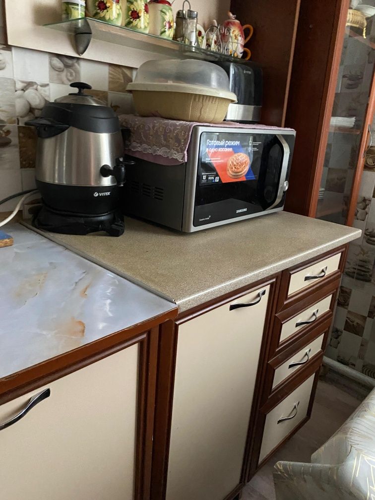 Кухонный гарнитур