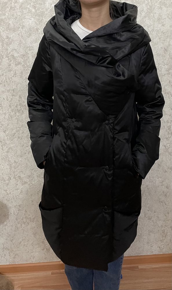Продам зимние куртки