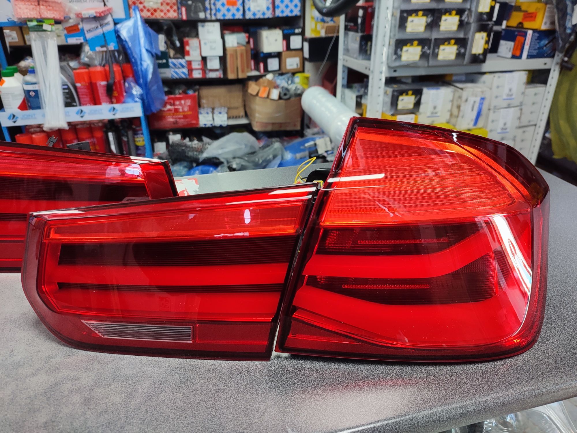 Стоп зад BMW F30 рестайлинг новые