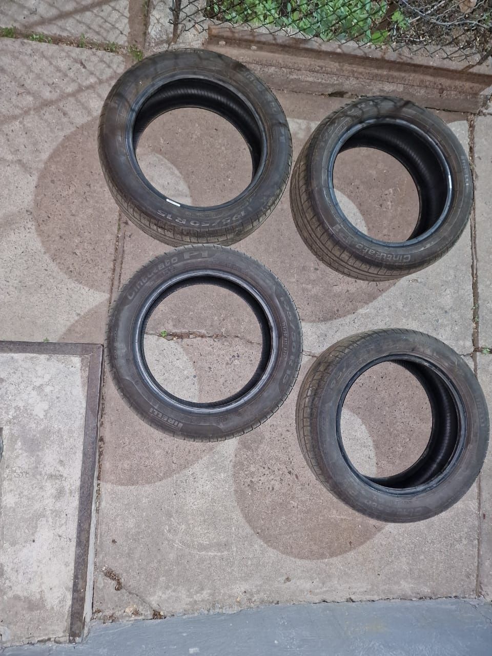 PIRELLI 195x50x15 продам летнию  резину