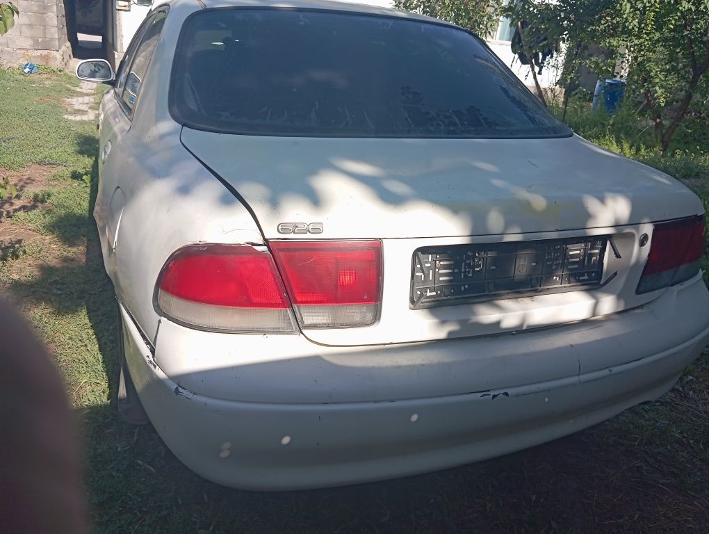 Mazda cronos        .