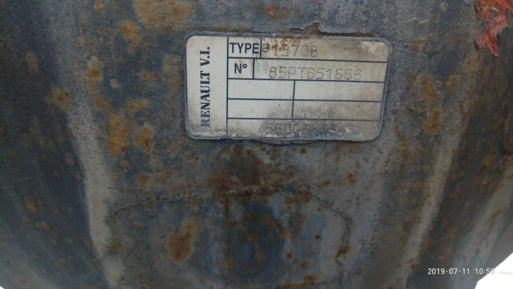 Продам по запчастям Renault Premium 2004 года