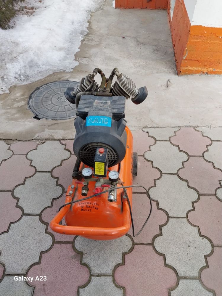 Продам б/у компрессор