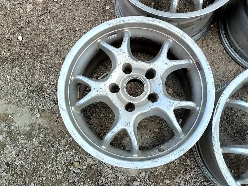 Продам оригинальные легкосплавные диски на BMW 5 E39.
