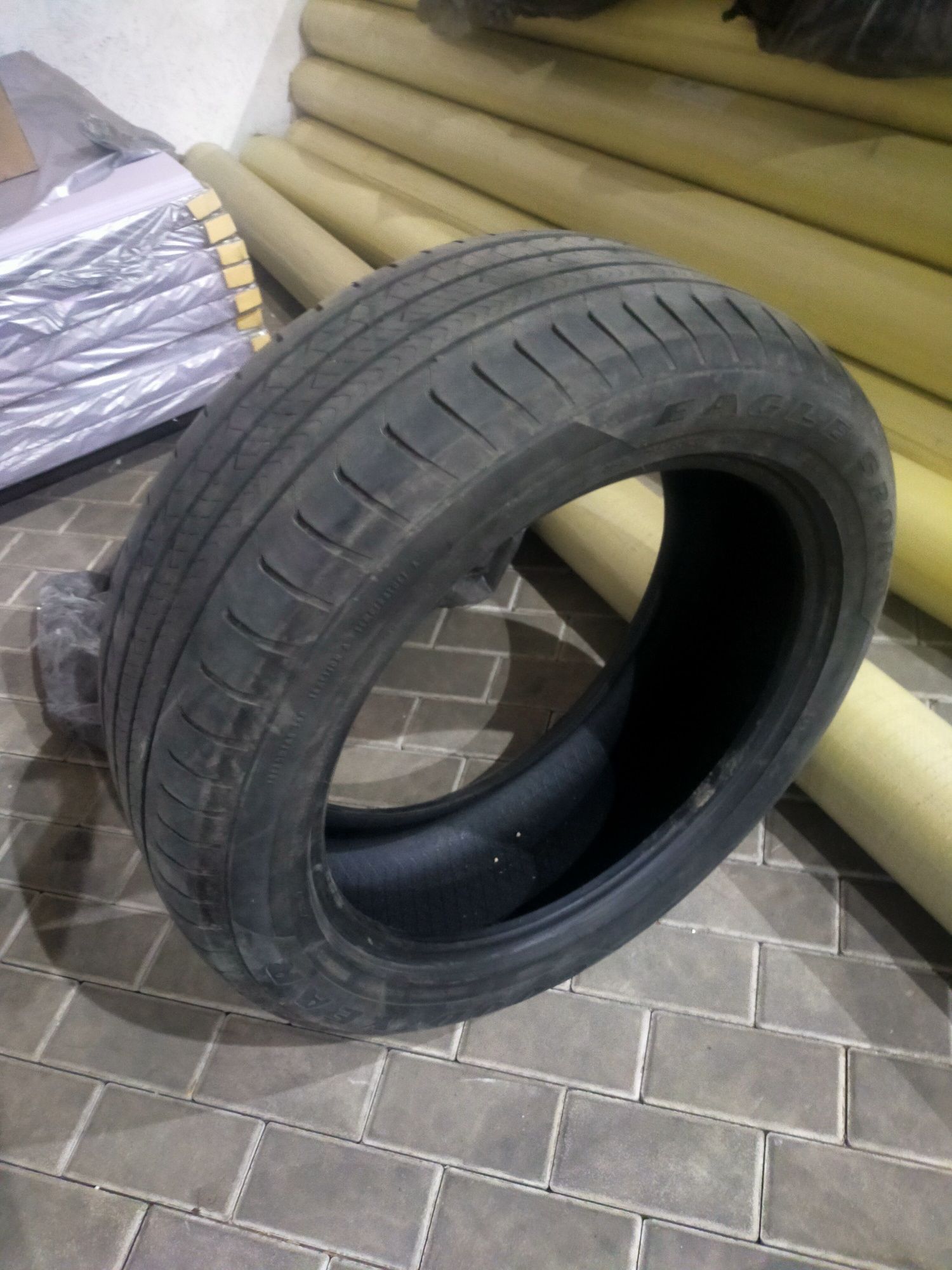 Продам шины 255. 50 R 20