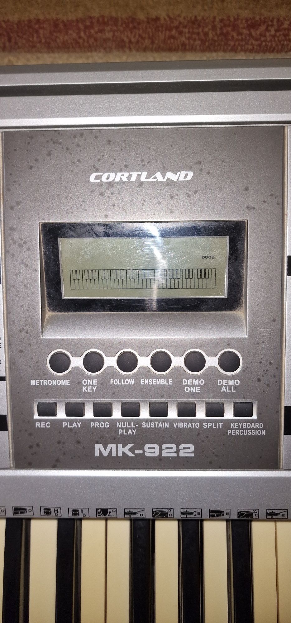 Синтезатор CORTLAND MK-922