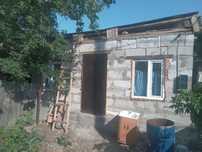 Продам дом раень аква парка в доме есть светь