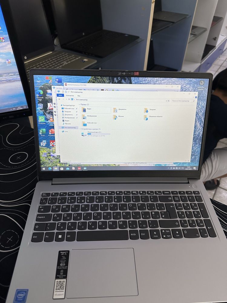 Lenovo Celeron N4020/ОЗУ-4ГБ/ССД-256ГБ как новый в идеале