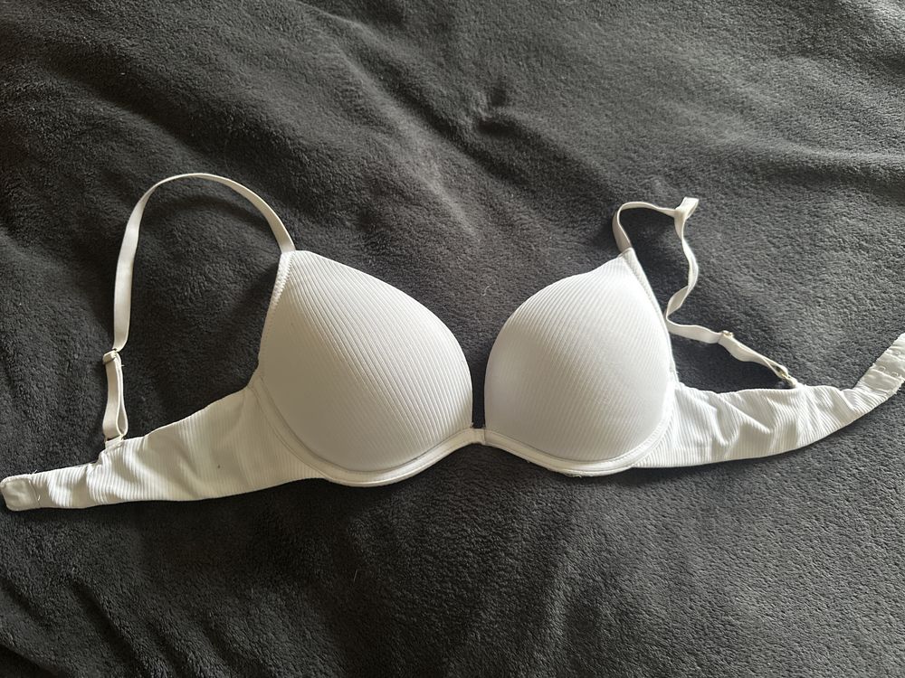 Бюстгальтер 75B push up