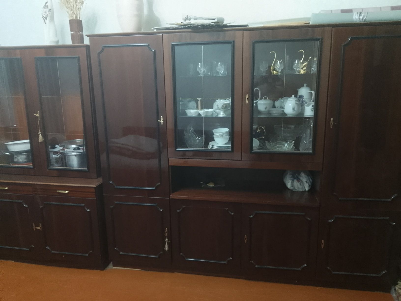 Продаётся СТЕНКА