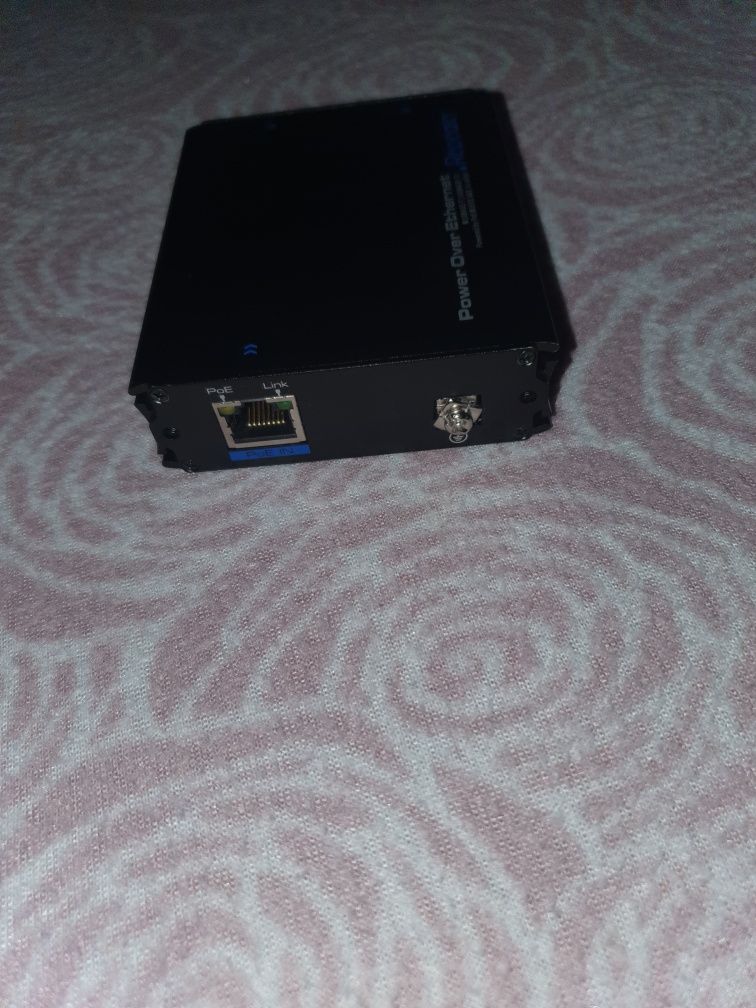 RVI-PR Повторитель/удлинитель сигнала Ethernet