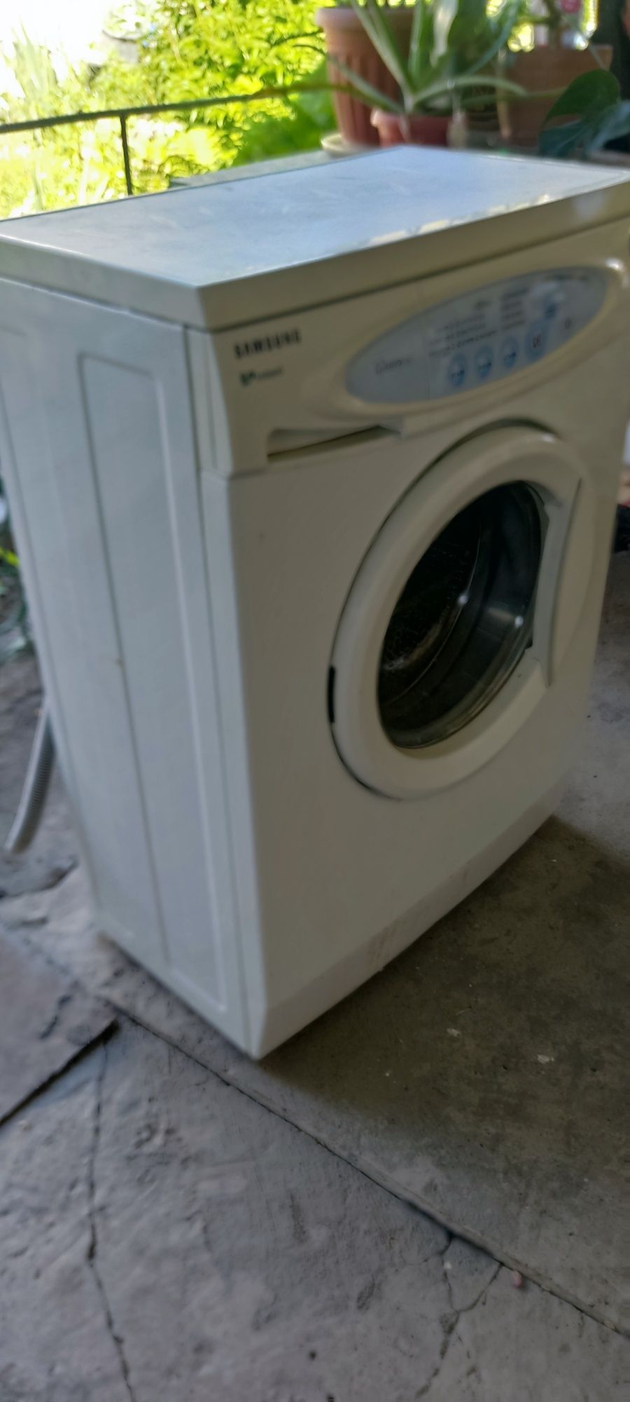 Продам стиральную машину