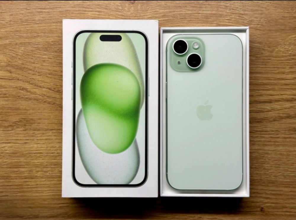 iPhone 15 от крупного ритейлера. В новом состоянии. Торг.