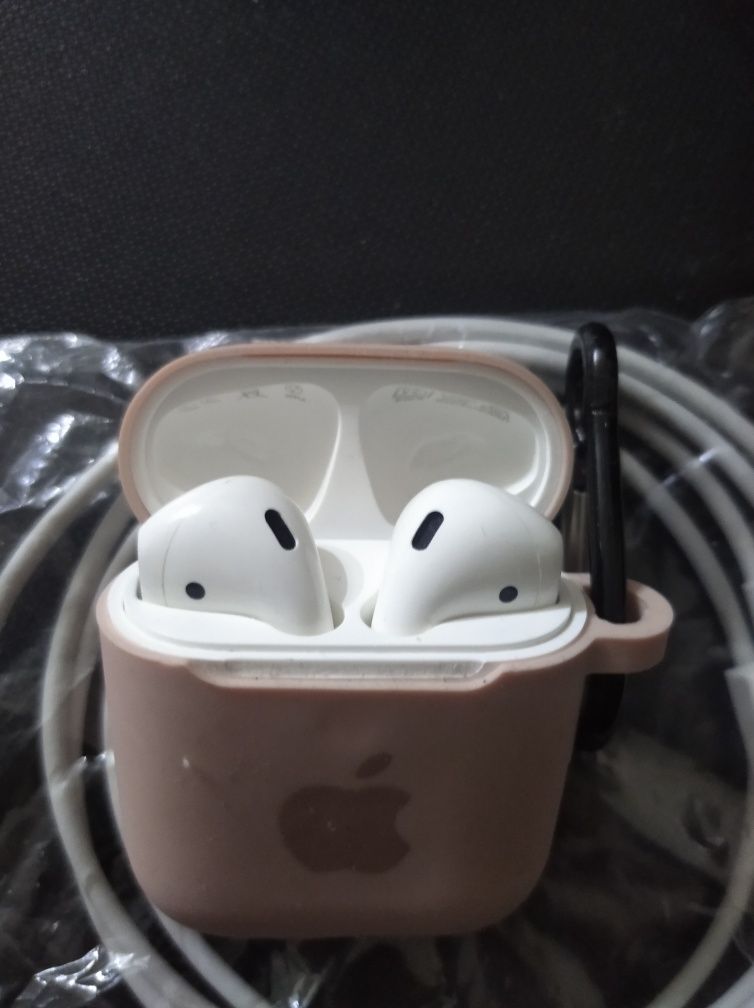 Наушники Apple AirPods  Люкс качество Самовывоз Обмена нет