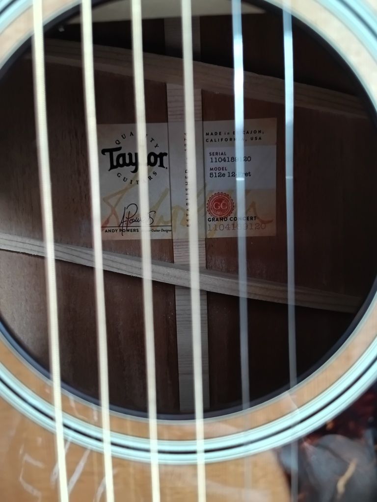 Taylor 512 CE 12-fret акустическая гитара