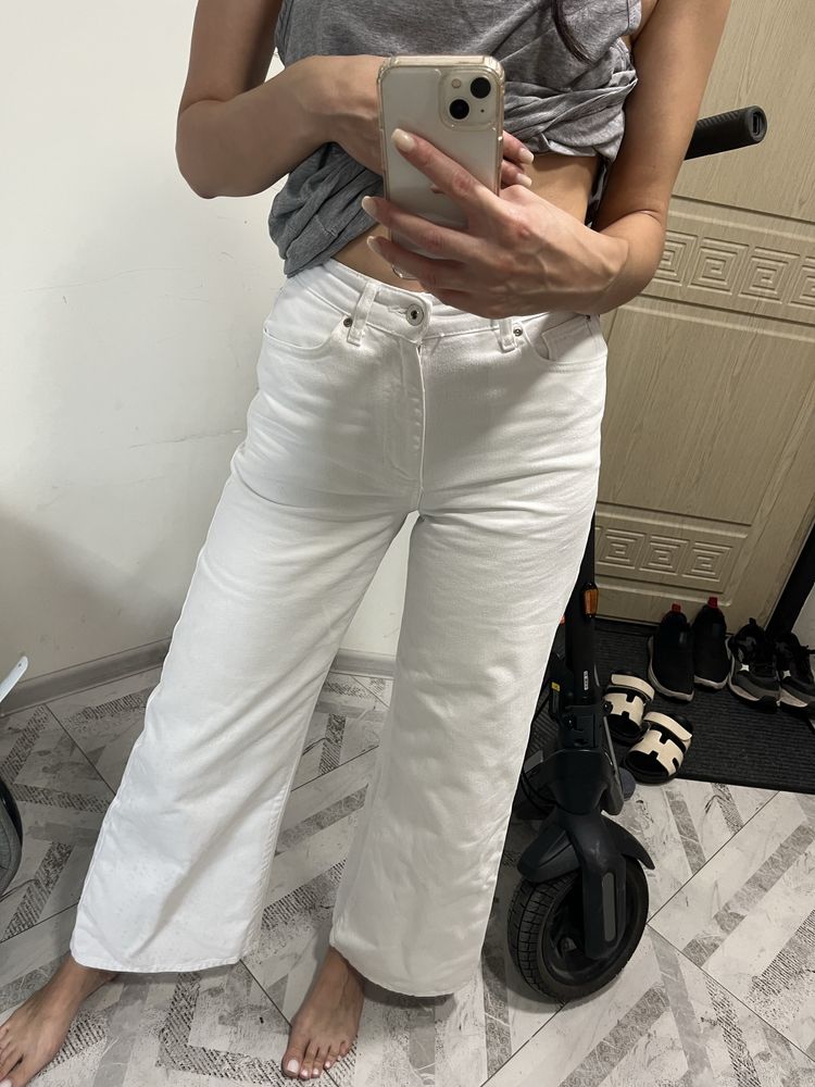 Продам джинсы Zara
