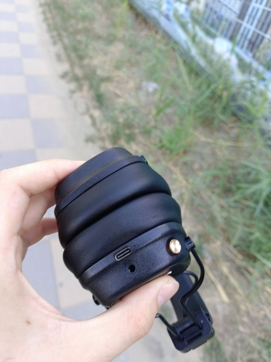 Наушники Marshall