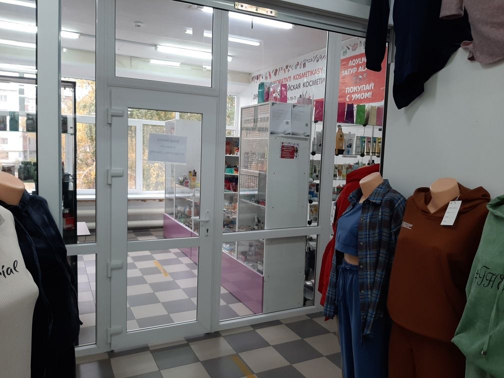 Продам магазин часть ТЦ Золотой Ключик от 200 до 800 м/кв
