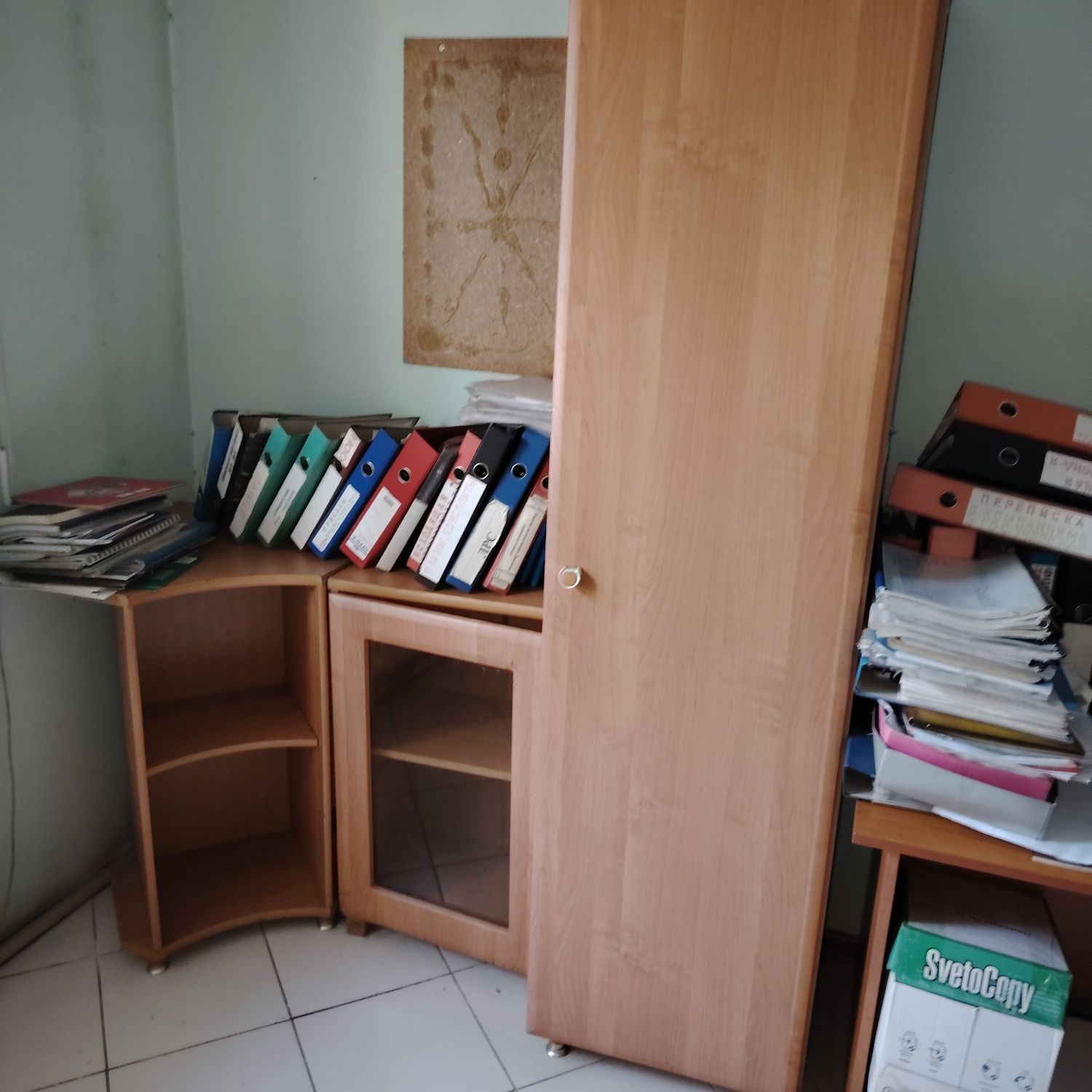 Продам офисную мебель