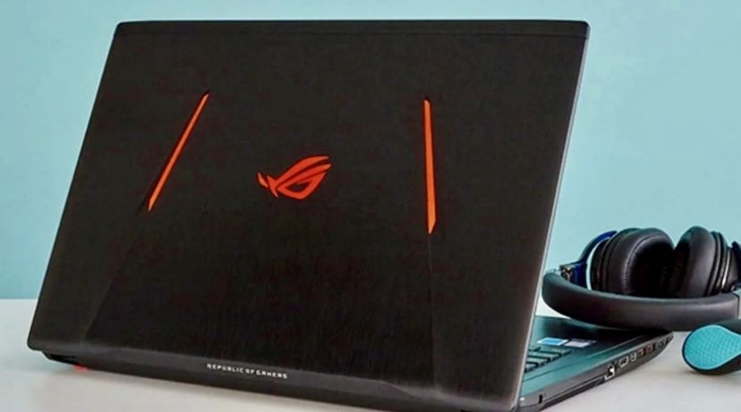 Игровой ноутбук Asus strix