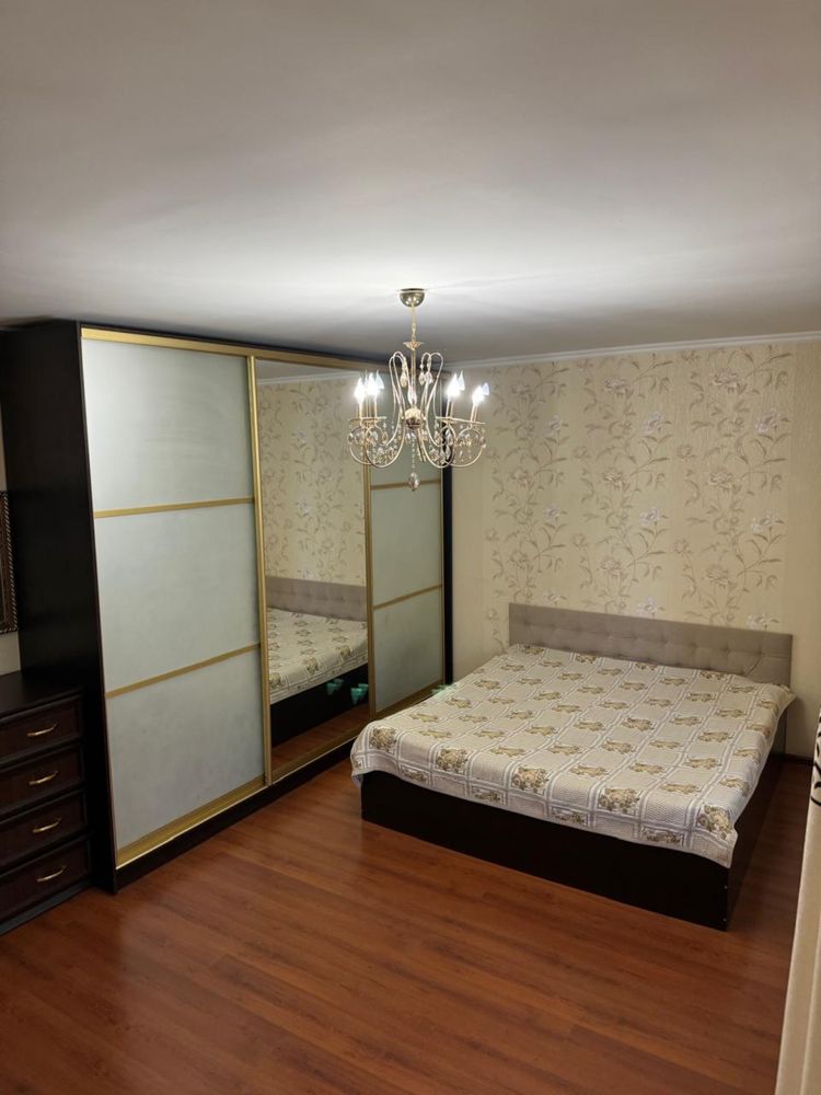 Продам квартиру в 11 мкр ,4х ком,152 кв., с автономным отоплением